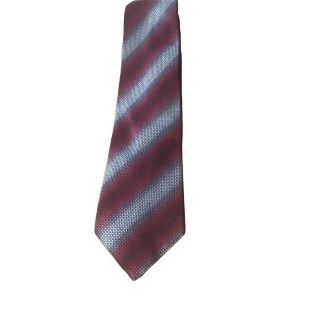 Kenneth Cole New York 100% Silk Hand Made Fashion Tie